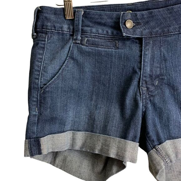 Old Navy "The Diva" Blue Denim Jean Shorts -Cuffed Size 8 - Picture 4 of 8